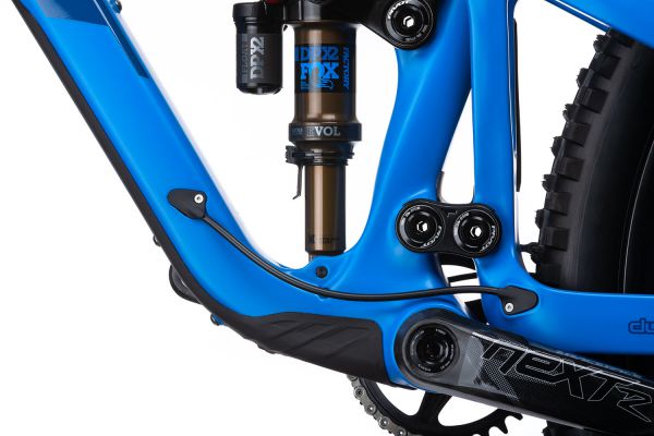 Pivot Switchblade 2020