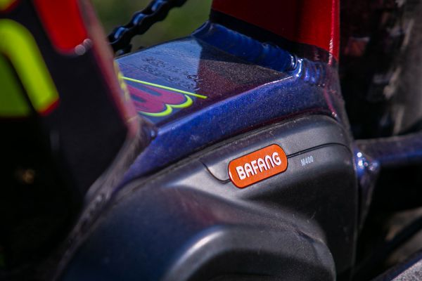 Crussis E-Largo 8.5 S