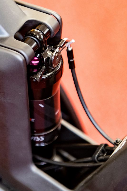 DT Swiss odpružení 2021