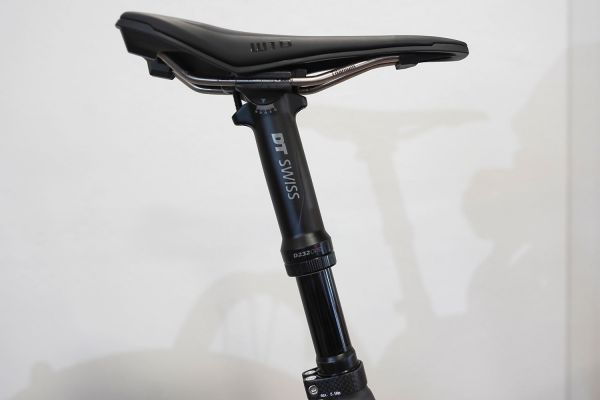 DT Swiss odpružení 2021