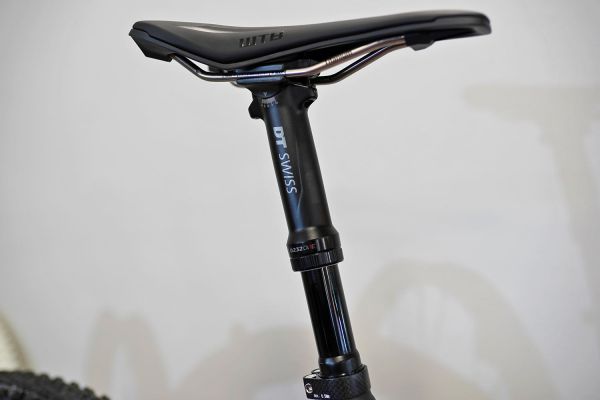 DT Swiss odpružení 2021