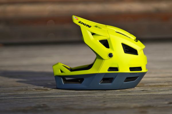 IXS Trigger FF