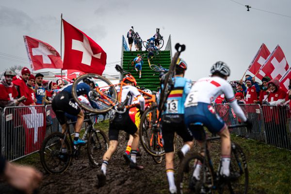 Start závodu juniorů