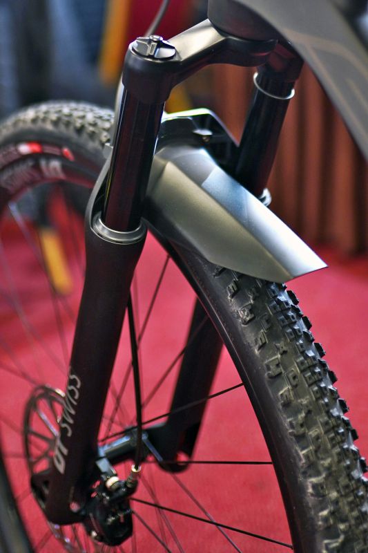 DT Swiss odpružení 2021