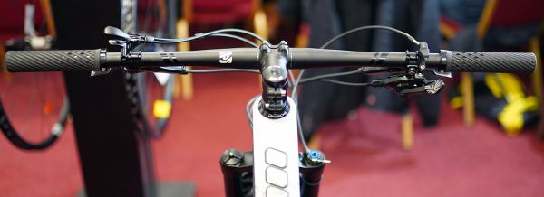 DT Swiss odpružení 2021