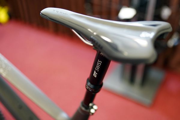 DT Swiss odpružení 2021