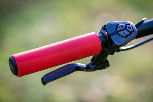 Crussis E-Largo 8.5 S