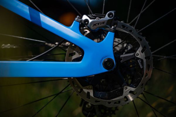 Pivot Switchblade 2020