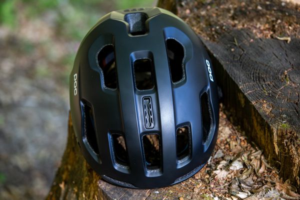 Přilba POC Axion Spin