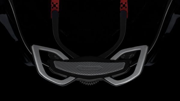 Přilba Giro Manifest Spherical