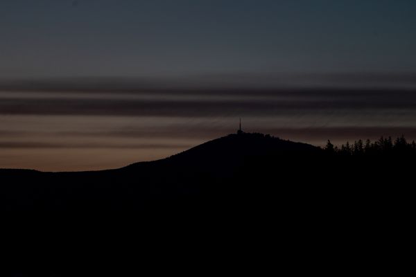 4:30 - Svítání a vstávání na Čeladné