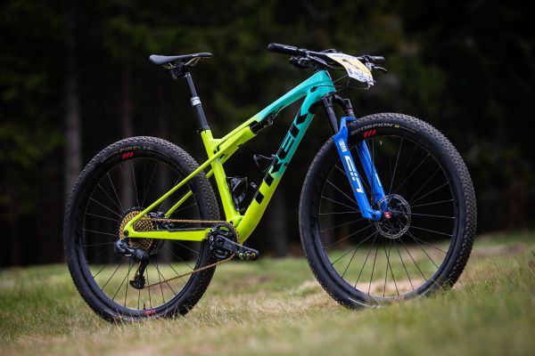 Bikeckeck: Trek Supercaliber Jana Škarnitzla