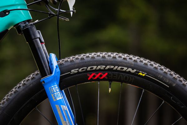 Bikeckeck: Trek Supercaliber Jana Škarnitzla