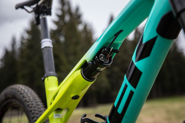 Bikeckeck: Trek Supercaliber Jana Škarnitzla