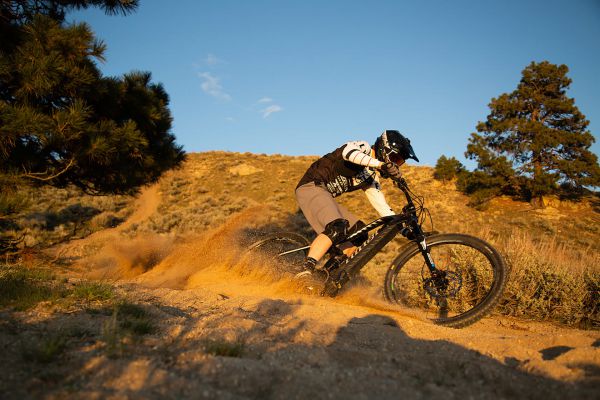 Niner uvádí ebiky RIP a WFO e9