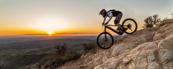 Niner uvádí ebiky RIP a WFO e9