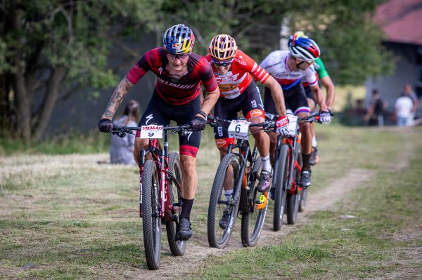 ČP XCO 2020 - Zadov - "Dnes jsem měl skvělé nohy," řekl v cíli Simon Andreassen, přesto skončil těsně druhý