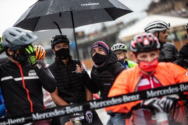 Chčije Henrique? Jo Kento!