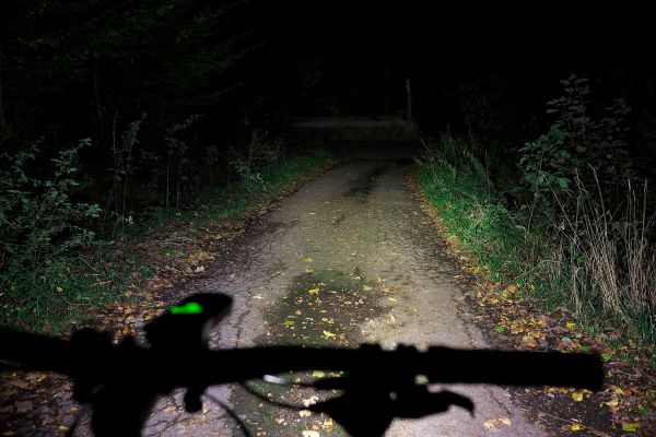 FENIX BC30 V2.0 a HM61R Amber