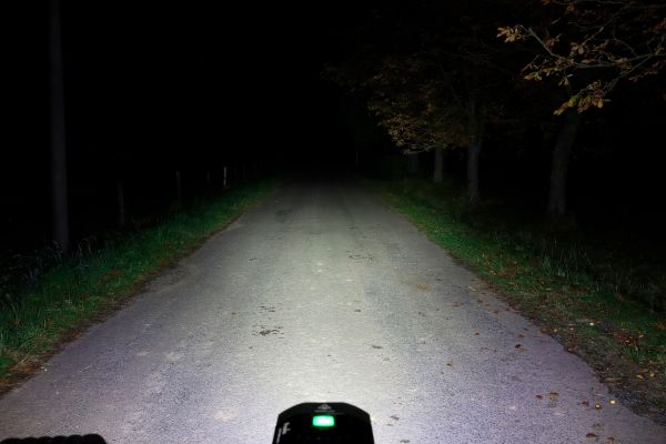 FENIX BC30 V2.0 a HM61R Amber