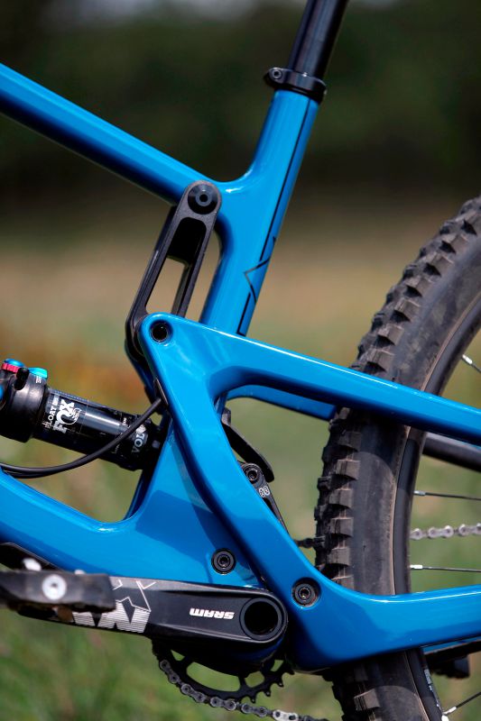 Santa Cruz Hightower C R