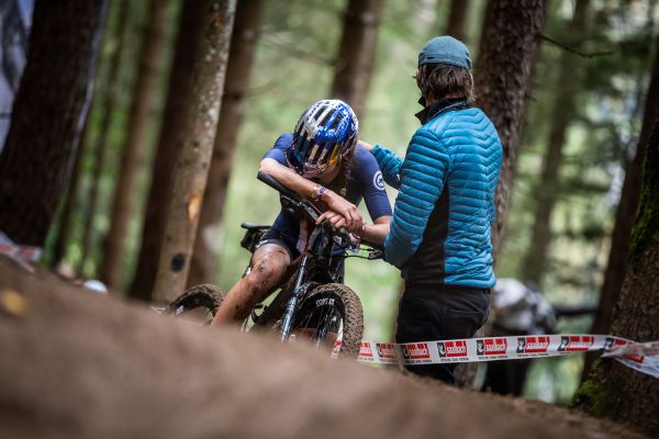 Kate Courtney končí