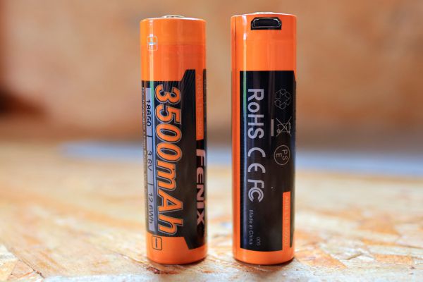 FENIX BC30 V2.0 a HM61R Amber