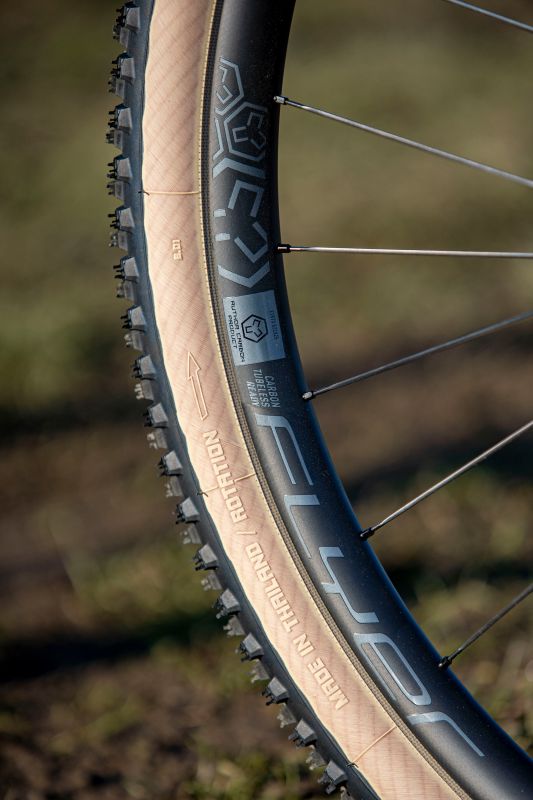 Author Flyer Carbon 29 TR