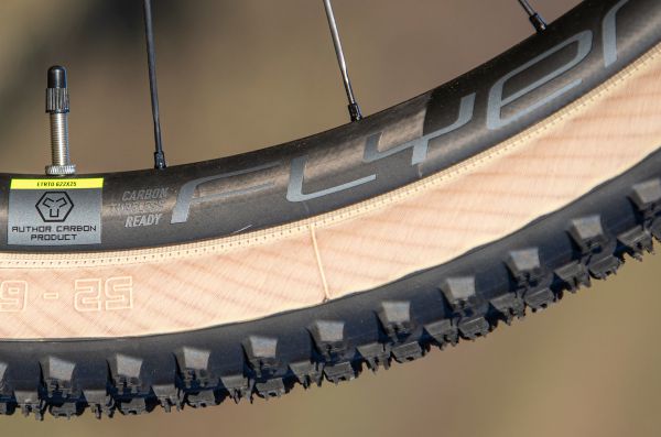 Author Flyer Carbon 29 TR