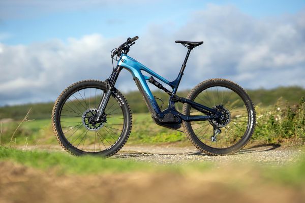 Cannondale Moterra Neo Carbon 2