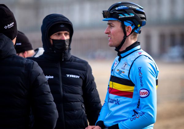 MS Oostende 2021 - trénink - Toon Aerts v hovoru se Svenem Nysem