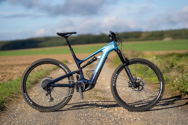 Cannondale Moterra Neo Carbon 2