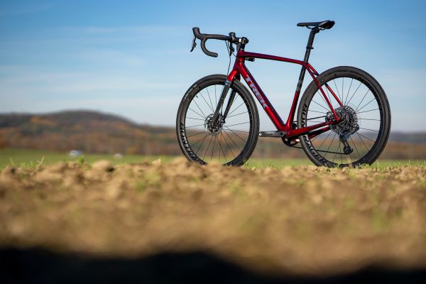 Trek Checkpoint SL 7