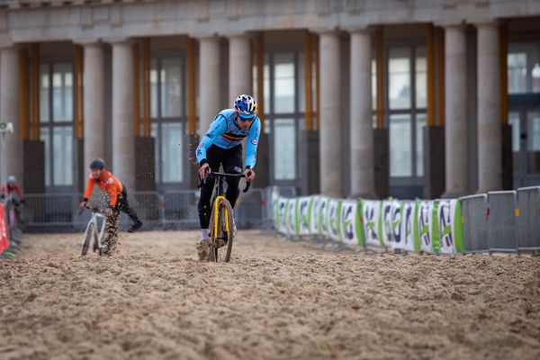 MS Oostende 2021 - trénink - Wout van Aert