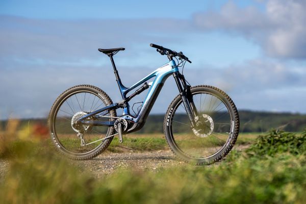 Cannondale Moterra Neo Carbon 2