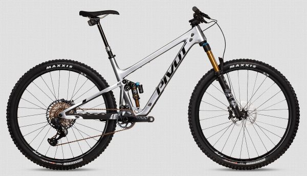 Pivot Trail 429
