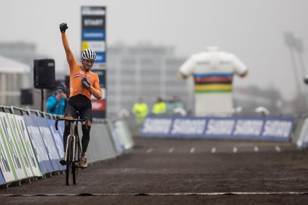 MS Cyklokros 2021 - Ženy U23 & muži Elite