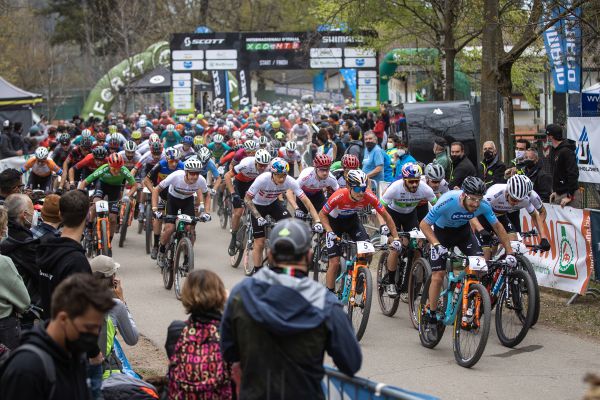 240 mužů na startu!