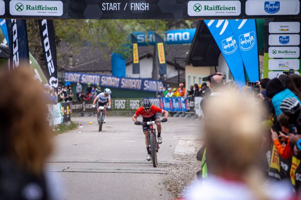 Nalles 2021 - těsné vítězství Mathiase Flückigera