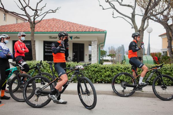 4 Islands 2021 - prolog