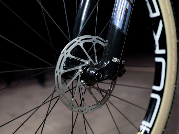 BMS Fourstroke 01 Pauliny Ferrand Prevot