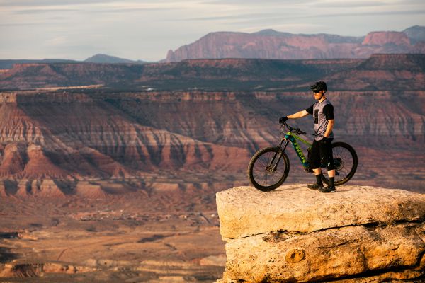 Rock Shox Domain 2022