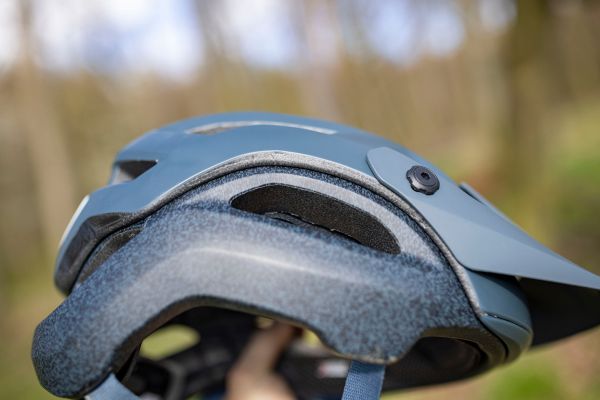 Giro Manifest Spherical MIPS