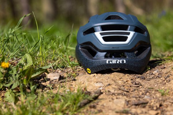 Giro Manifest Spherical MIPS