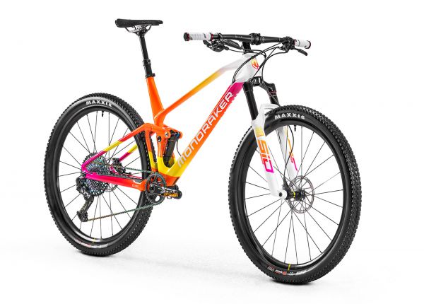 F-Podium DC RR Rafaela Nadala