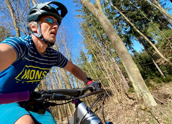 Giro Manifest Spherical MIPS