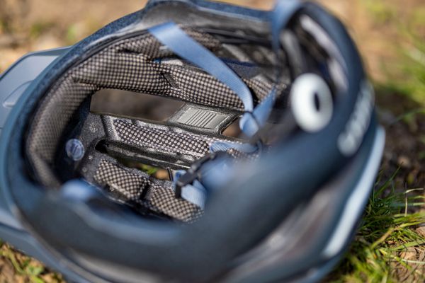 Giro Manifest Spherical MIPS