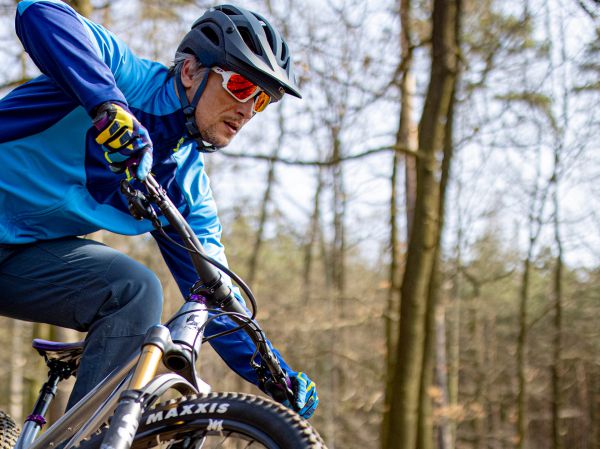 Giro Manifest Spherical MIPS