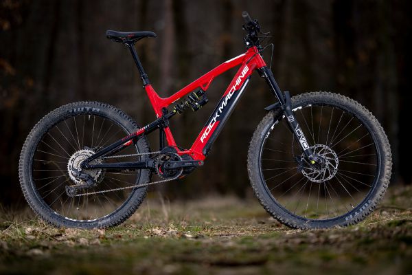 Rock Machine Blizzard krát dva