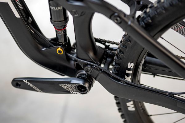 GT Sensor Carbon Elite